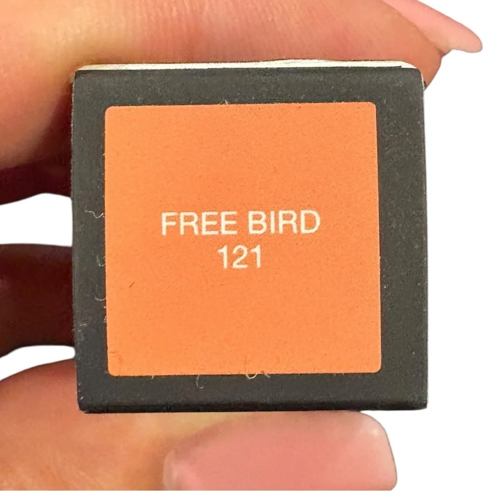 NARS lipstick bold
